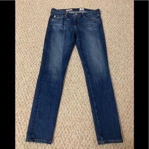 AG Adriano Goldschmied The Stilt Cigarette Leg skinny Jean. Size 28R